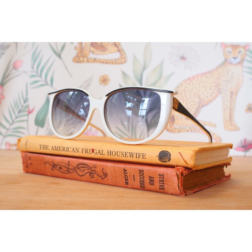 Vintage 1980s Jean Patou Sunglasses France Retro Festival Grandma Beachy